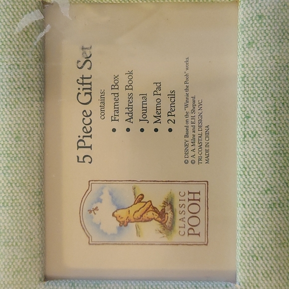 Winnie the Pooh stationery set - Picture 2 of 3